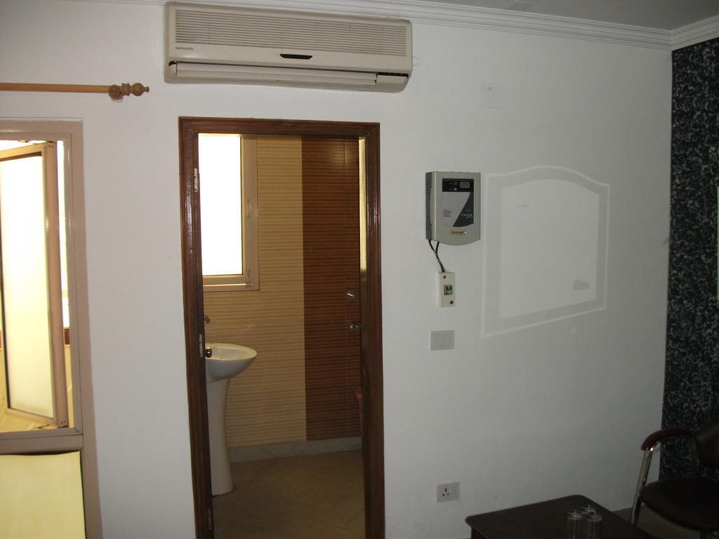 Shalimar Hotell New Delhi Exteriör bild